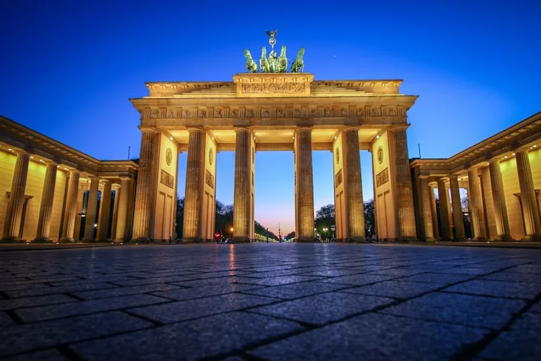 24. August 1990: Der Tag, der Deutschland rechtlich vereinte
