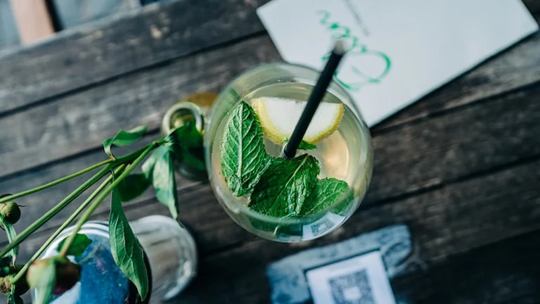 Richtig trinken: Durst, Wetter und Sport zusammen denken