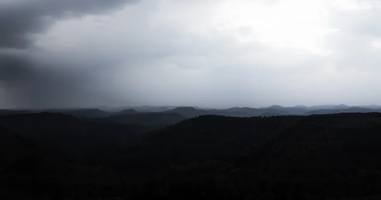 Unwetterwarnung für Süddeutschland: Schwere Gewitter ab heute Nachmittag