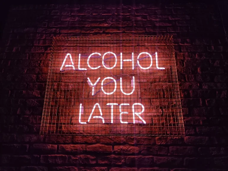 Alkoholverbot und Steuerhilfe: Neue Regeln ab 1. September