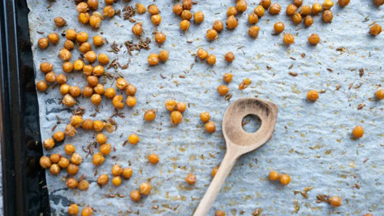 Gerösteter Blumenkohl mit Kichererbsen vom Blech