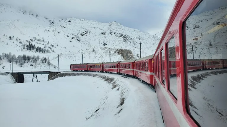 Sonntag unterwegs: DWD und Bahn vor Abfahrt prüfen