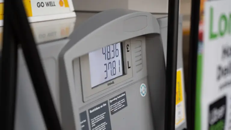 Benzinpreise vergleichen: So lohnt sich der Tankstellenwechsel